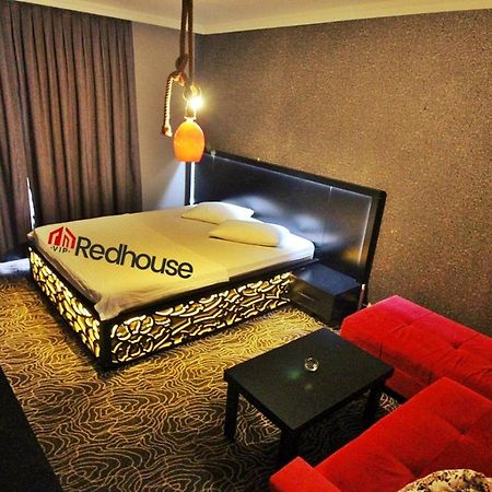 Red House Vip Apartmant Suites Стамбул Экстерьер фото