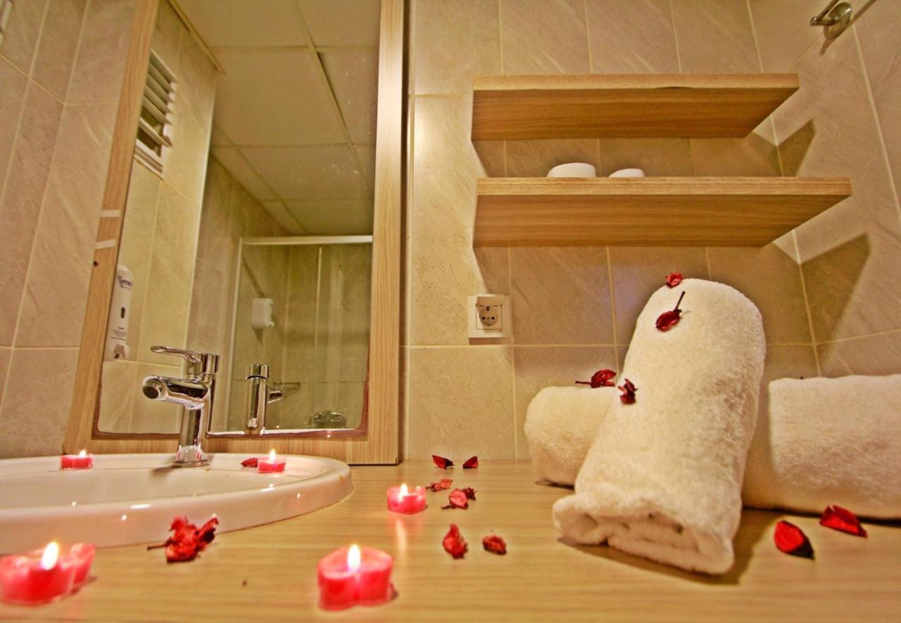 Red House Vip Apartmant Suites Стамбул Экстерьер фото
