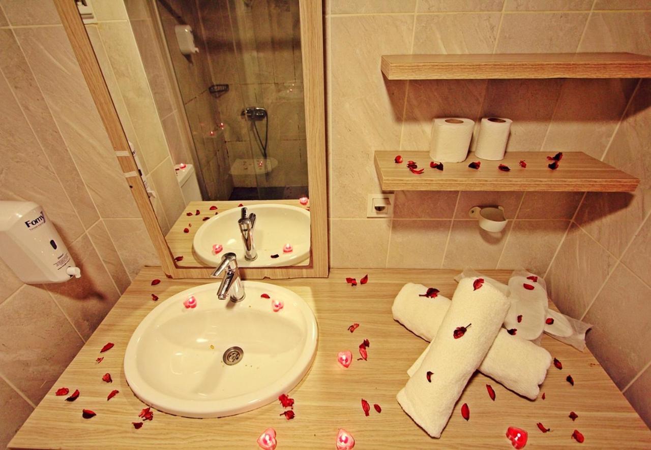 Red House Vip Apartmant Suites Стамбул Экстерьер фото
